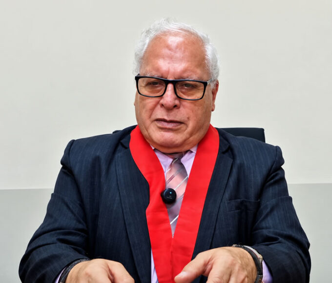 Dr. Max Dueñas Rivera Vocal superior titular y presidente del órgano de control judicial de la Corte Superior de Justicia de Arequipa