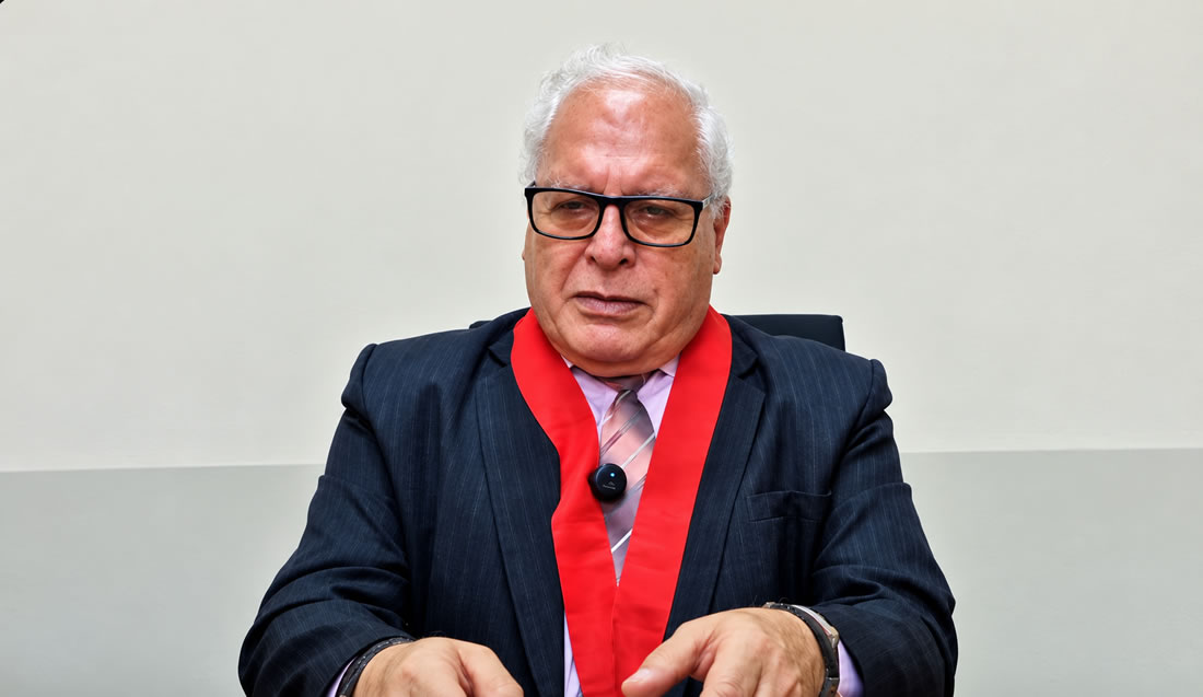 Dr. Max Dueñas Rivera Vocal superior titular y presidente del órgano de control judicial de la Corte Superior de Justicia de Arequipa