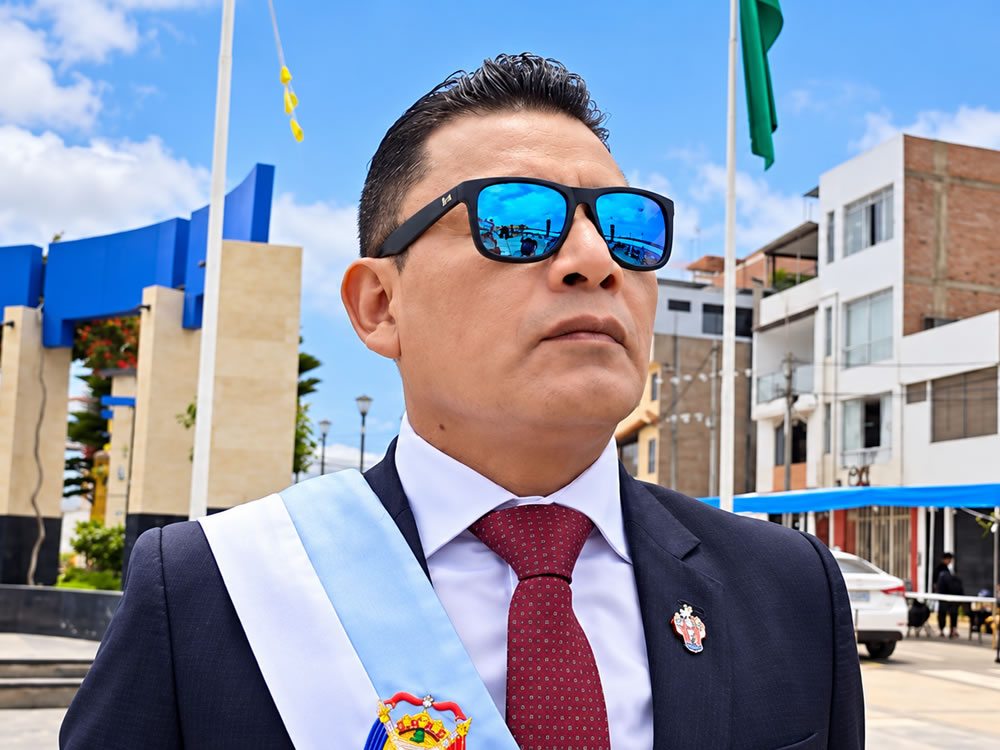 Javier Ponce Roque, alcalde provincial de Puno